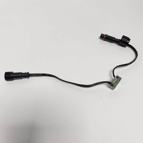 WechatIMG652 F-Amp Amplifier attached with 3core male ,3core female Xconnect pigtails IP68