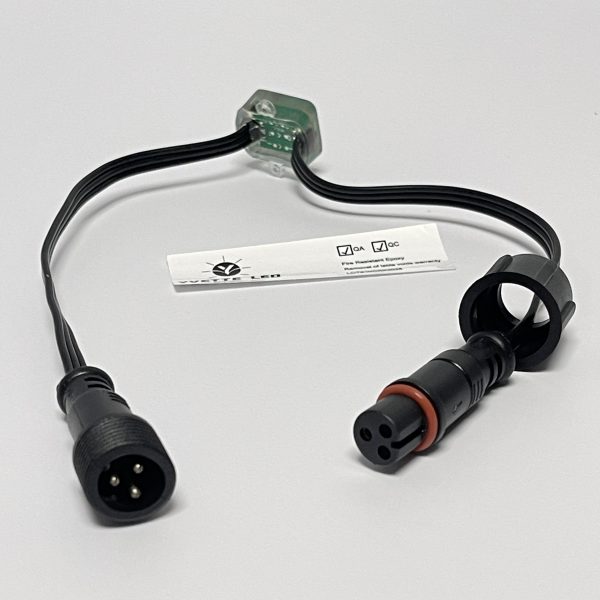 WechatIMG658 F-Amp Amplifier attached with 3core male ,3core female Xconnect pigtails IP68